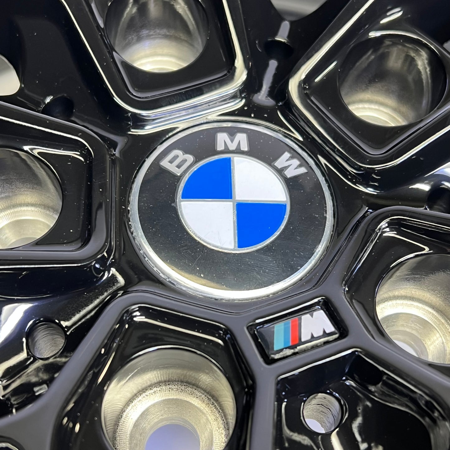 AFTERMARKET Alloy Aluminum Wheel For BMW 18x8-5x120 Pattern Gloss Black B2011-1