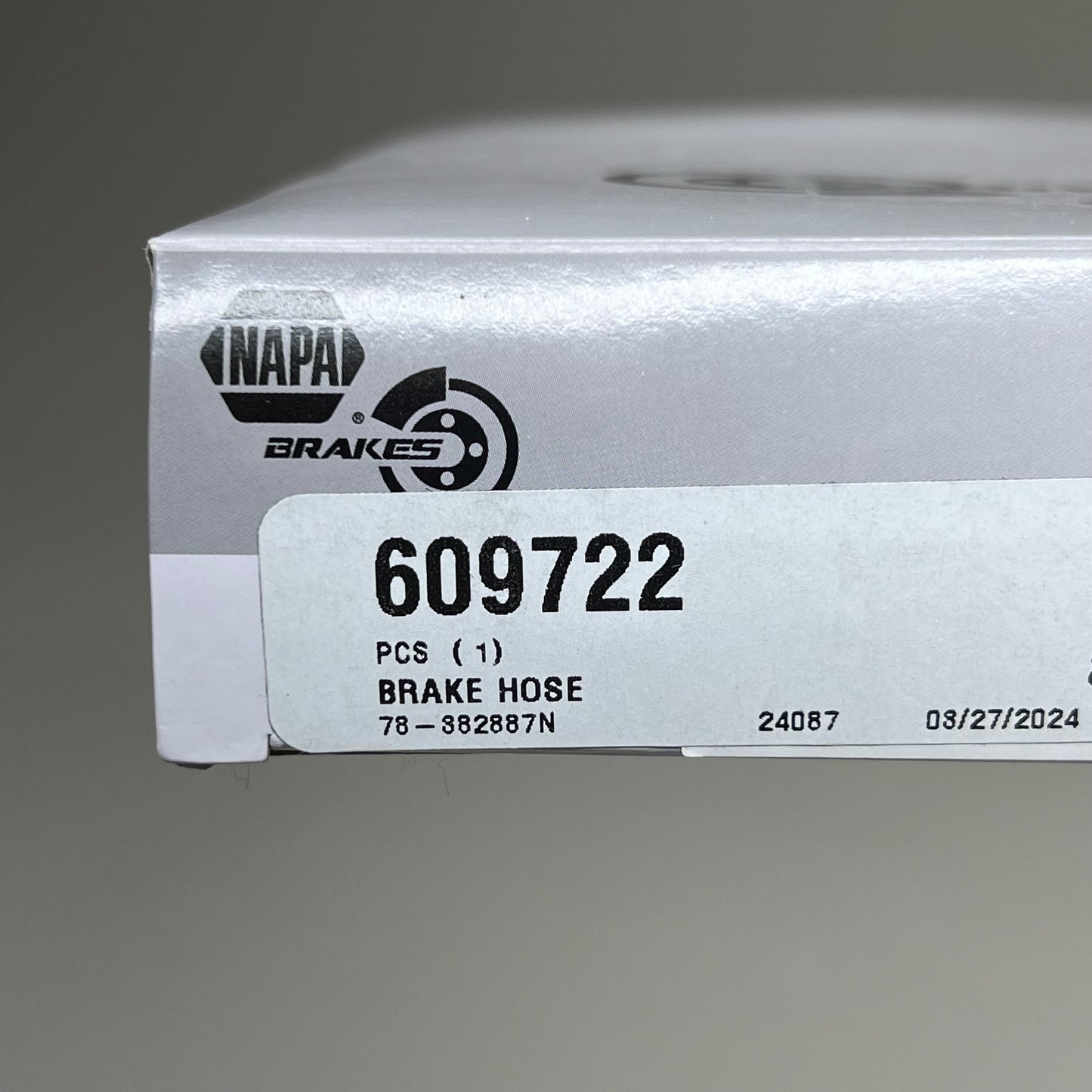 NAPA Banjo 3/8-24 Flare end Fitting UltraPremium Brake Hose Ford Vehicles 609722