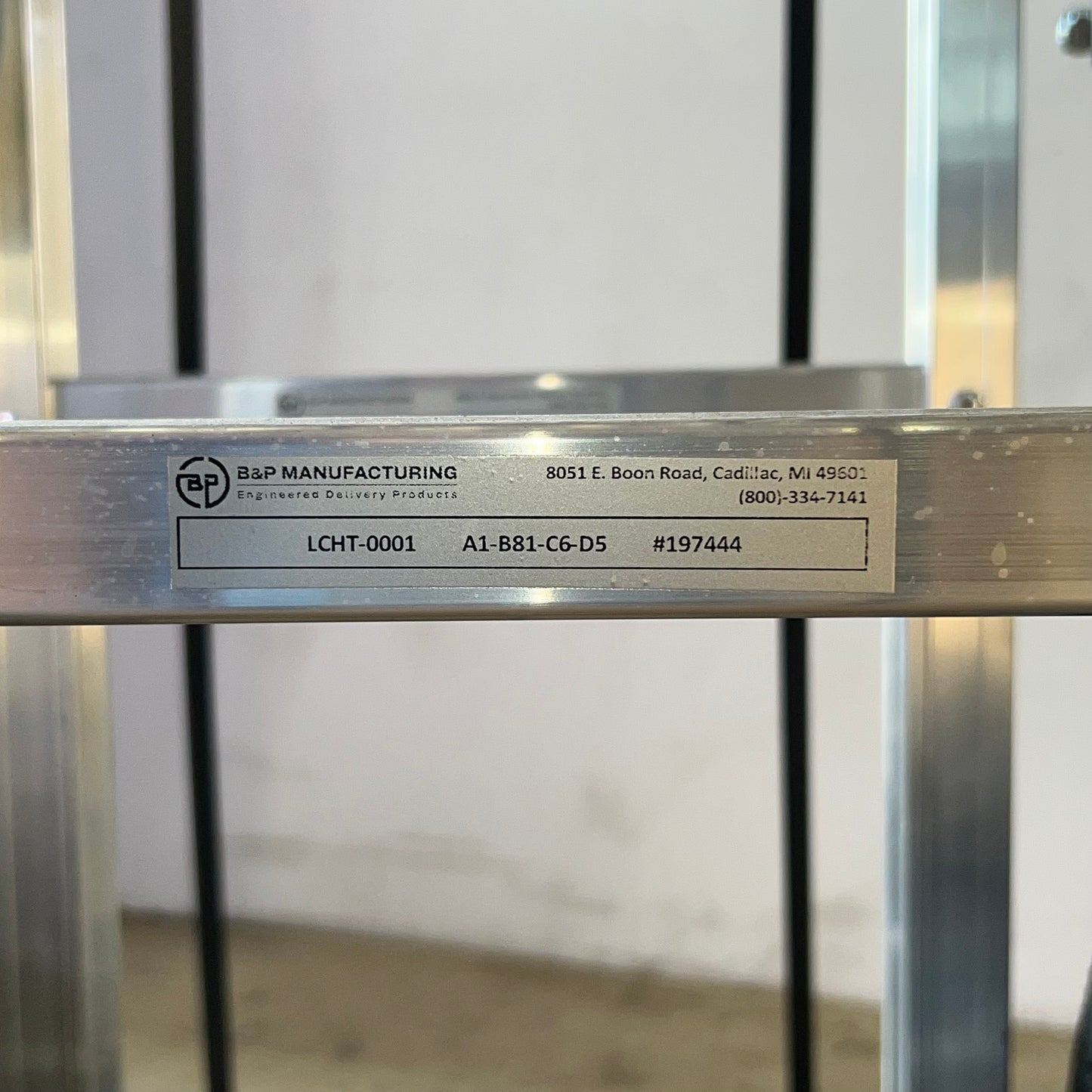 LIBERATOR Hand Truck 60"H x 21"W Grey A1-B81-C6-DS