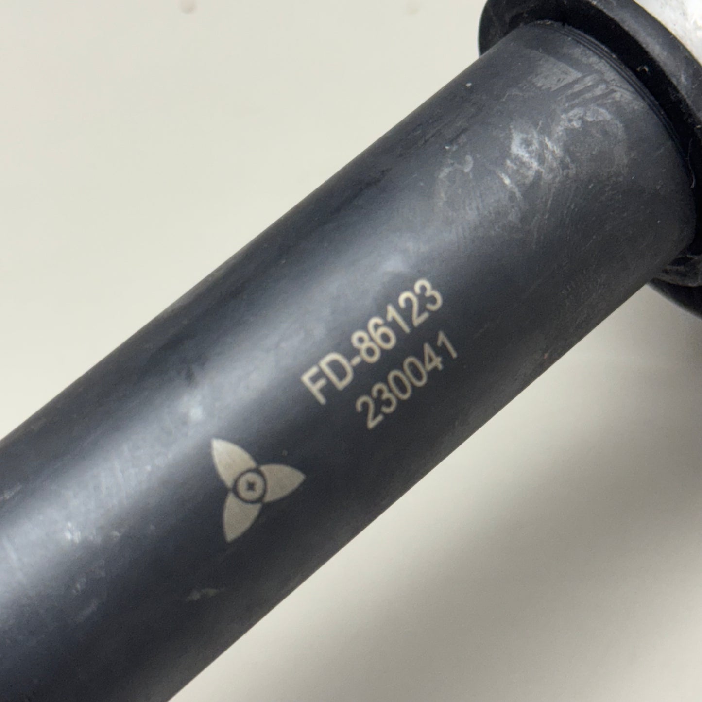 NAPA CV Drive Axle Grooved 19.49" for Ford & Lincoln FD-86123 94-1786