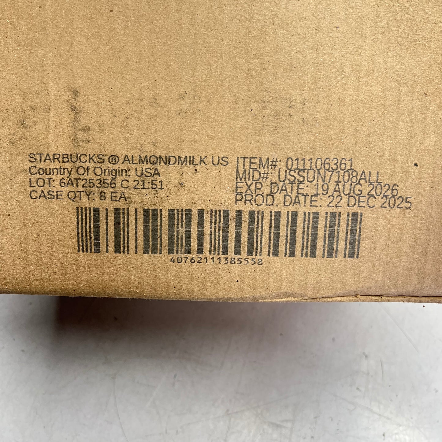 ZA@ STARBUCKS (8 PACK) Unflavored Almond Milk Fortified Beverage 64 fl oz BB 08/26