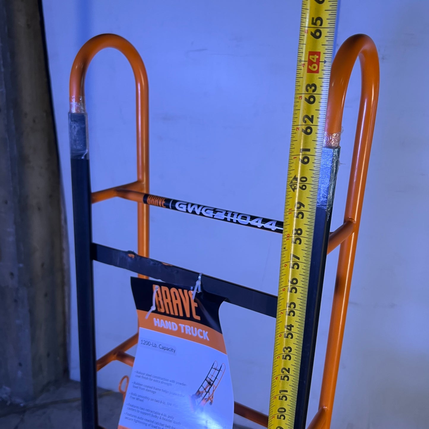 BRAVE Hand Truck 1200 Lb. Sz 17.5"W x 8"L x 65"H Orange GWG311044