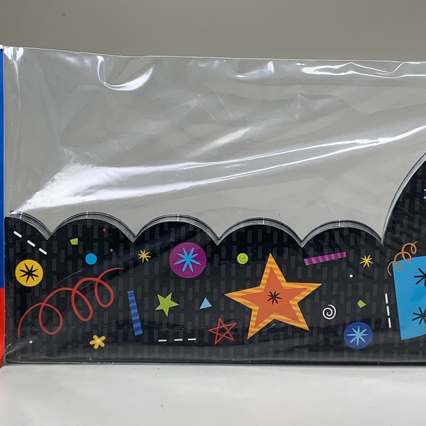 CREATIVE TEACHING PRESS (30 PACKS) Happy Birthday Crowns Party Supplies 24" 2817