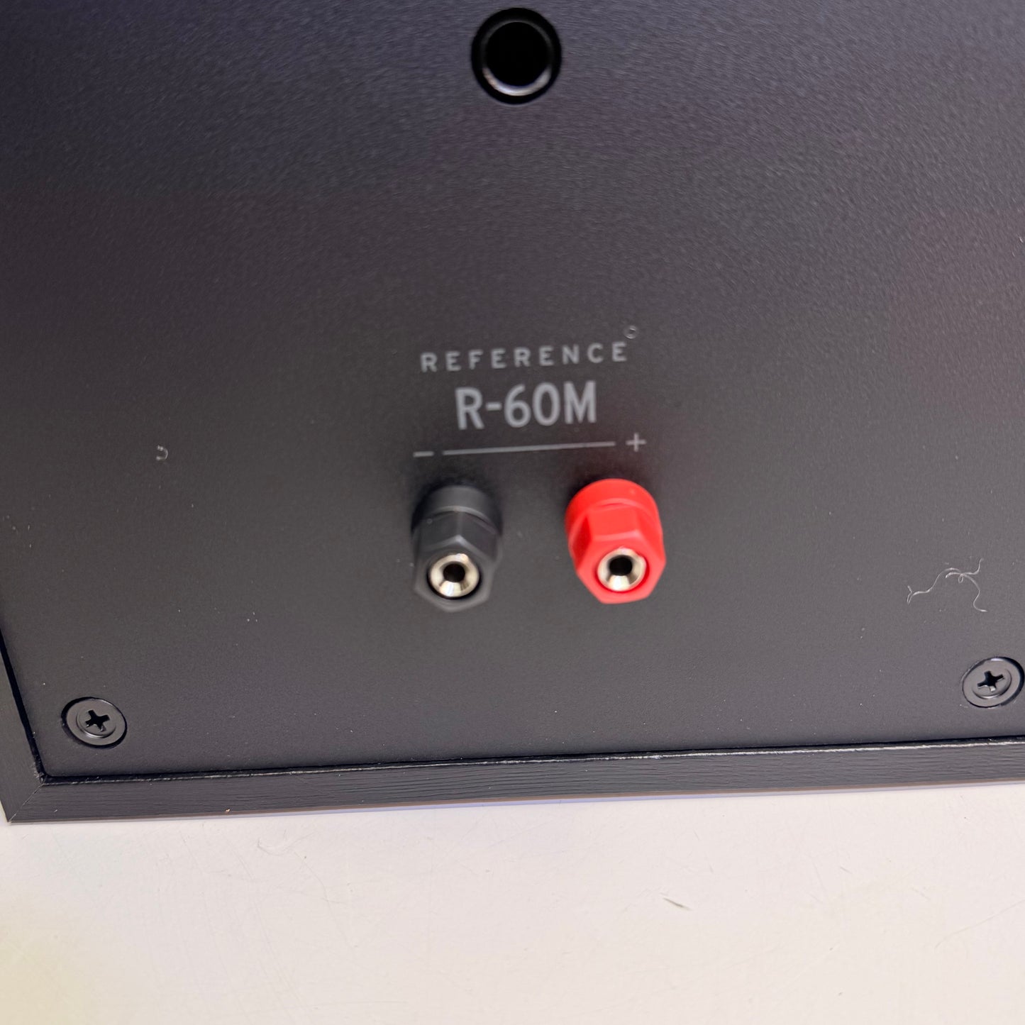 KLIPSCH R-60M Bookshelf Speakers With 6" Woofers Peak 340W Black 1073263