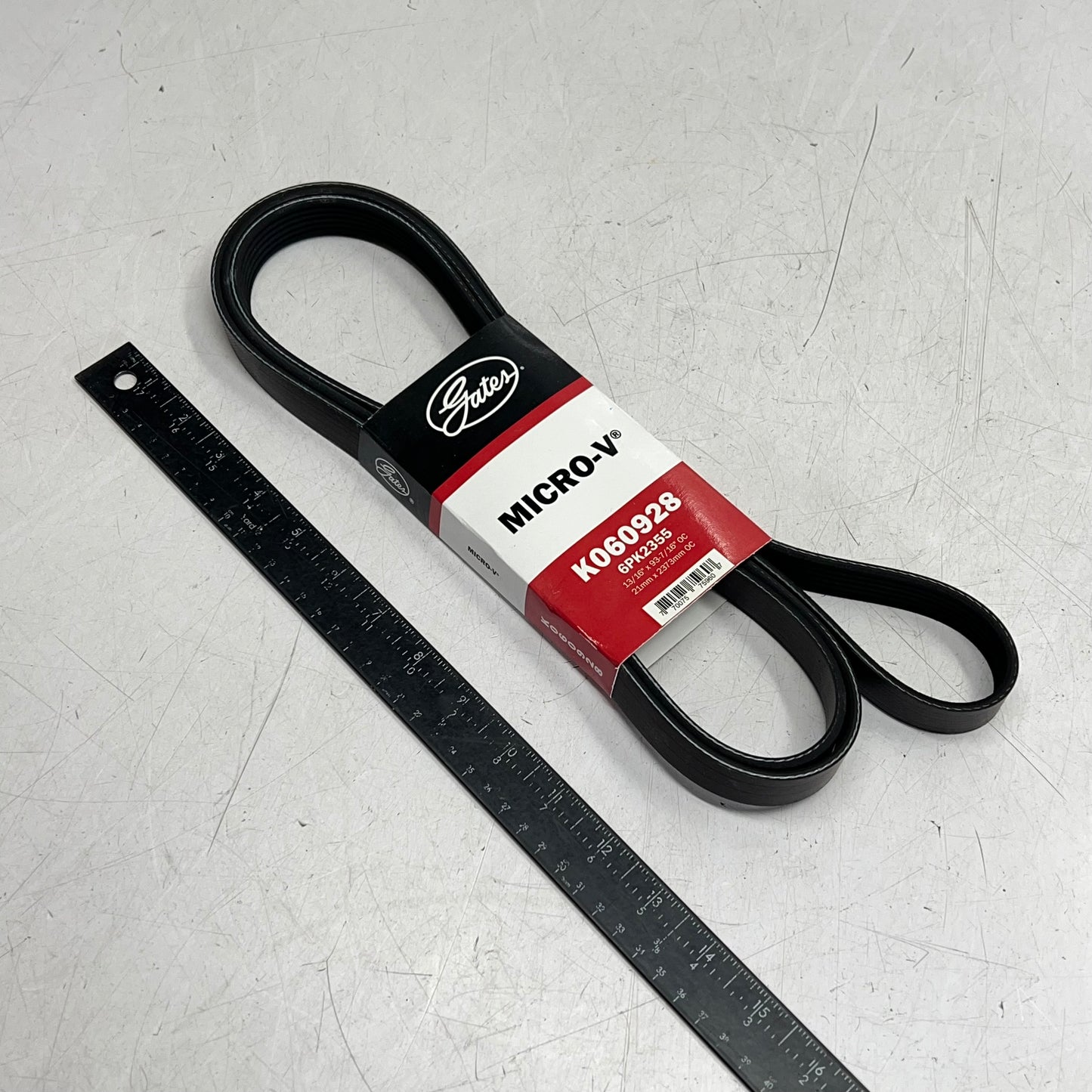 GATES Micro-v Serpentine Belt for Land Rover Vehicles  6 Rib 93-3/16" K060928