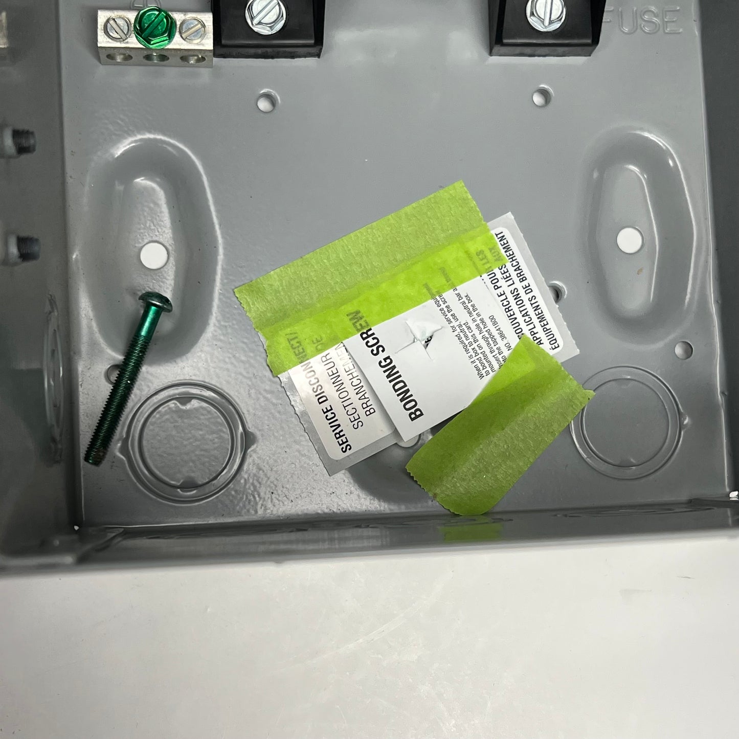 SIEMENS 30 Amp 3-pole Heavy Duty Fusible Safety Switch 240 VAC/250VDC HF321N