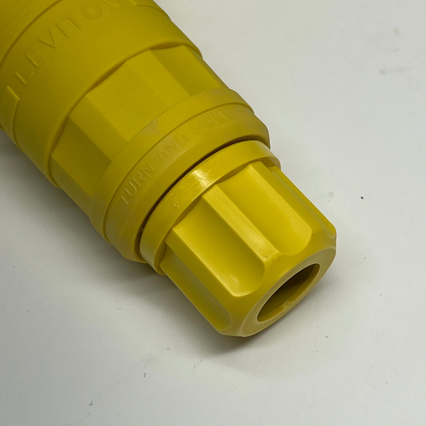 LEVITON Wet Guard Water Tight Locking Connector 20 Amp Yellow 261-27W75
