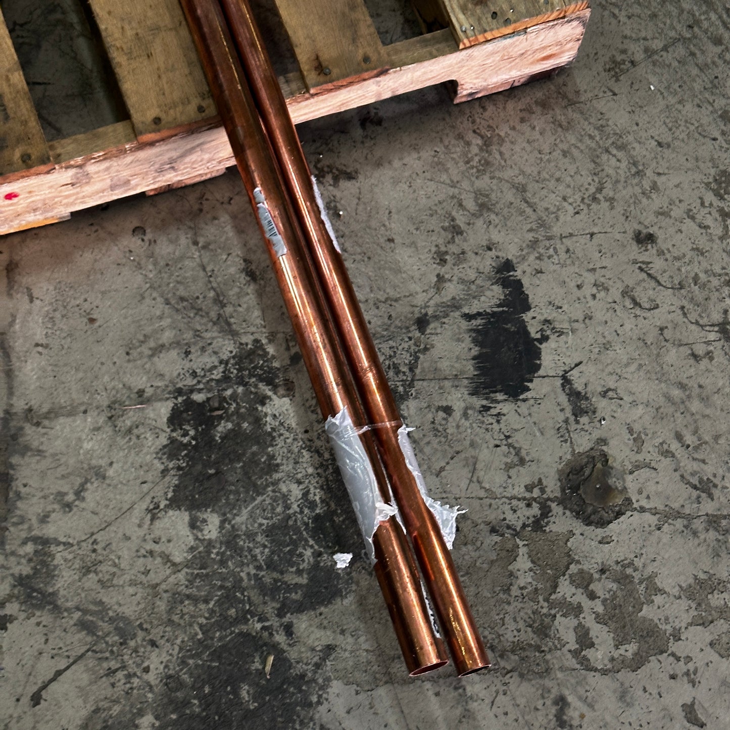 COPPER PIPES 2PK 1"x120.5" Copper Finish (The pipes are bent on the ends.)