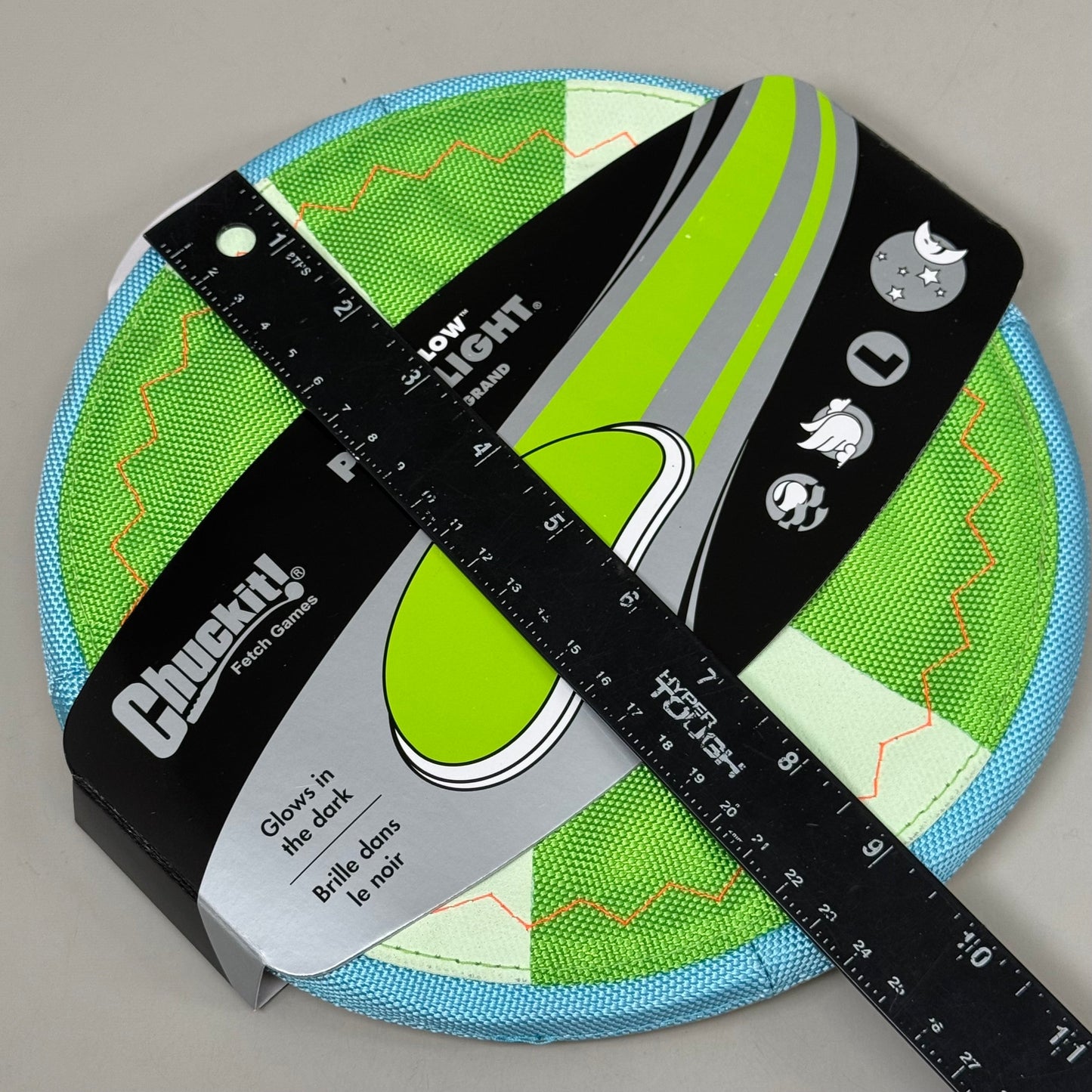 ZA@ CHUCKIT! Disc Max Glow-in-the-Dark Paraflight Floating Flyer Large Green/Blue 32302 A