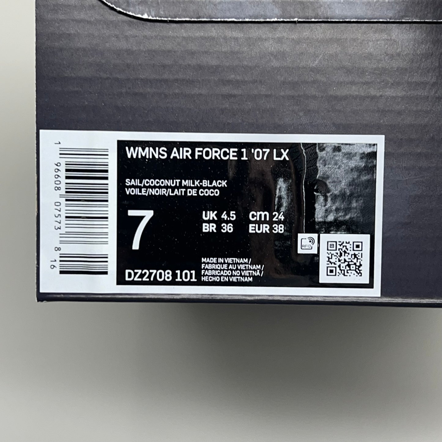 NIKE Air Force 1 07' LX Leather Sz Women's 7 Sail/Coconut Milk-Black DZ2708 101