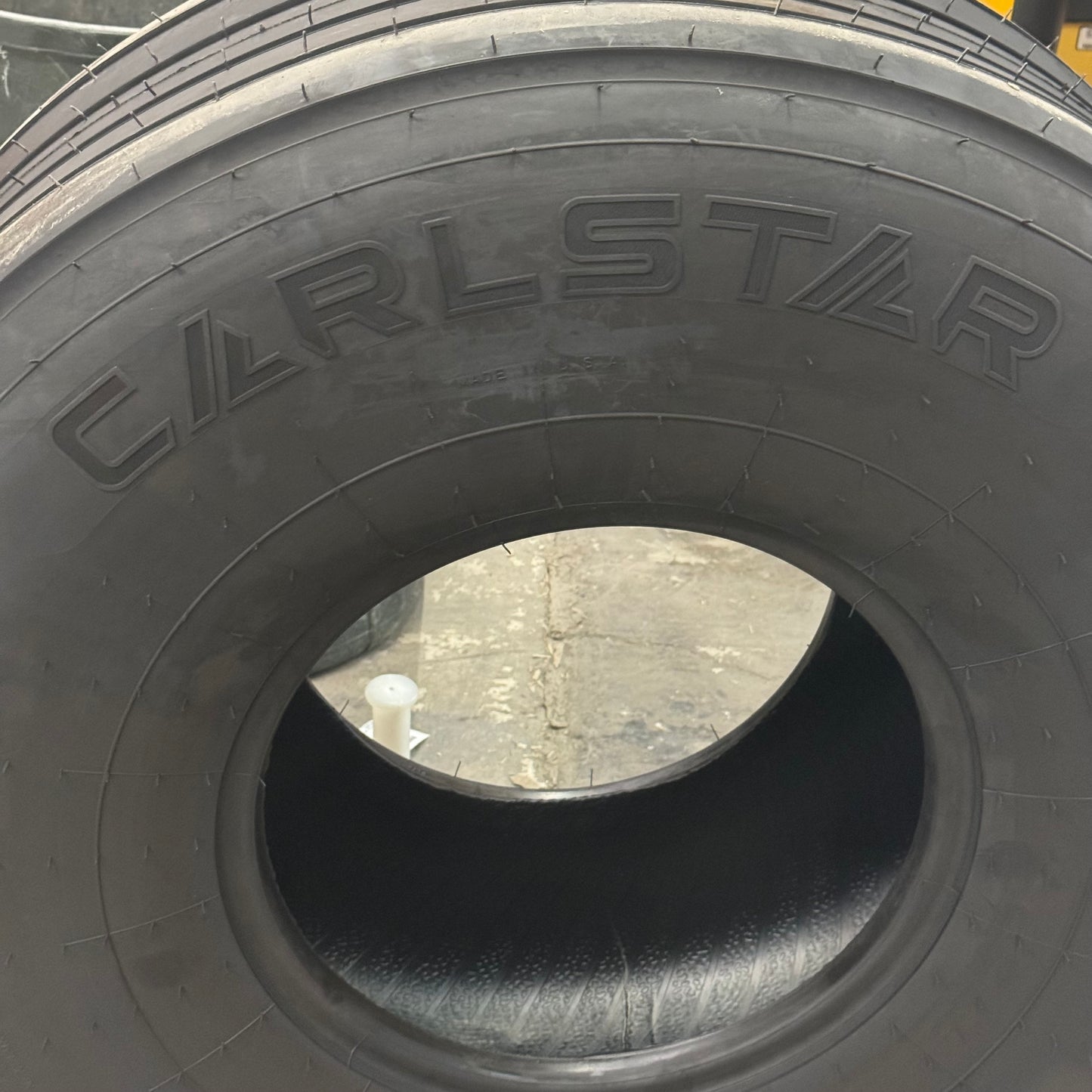 CARLSTAR / CARLISLE Farm Specialist L-1 16.5Lx16.1SL 10 Ply Tire 51F350