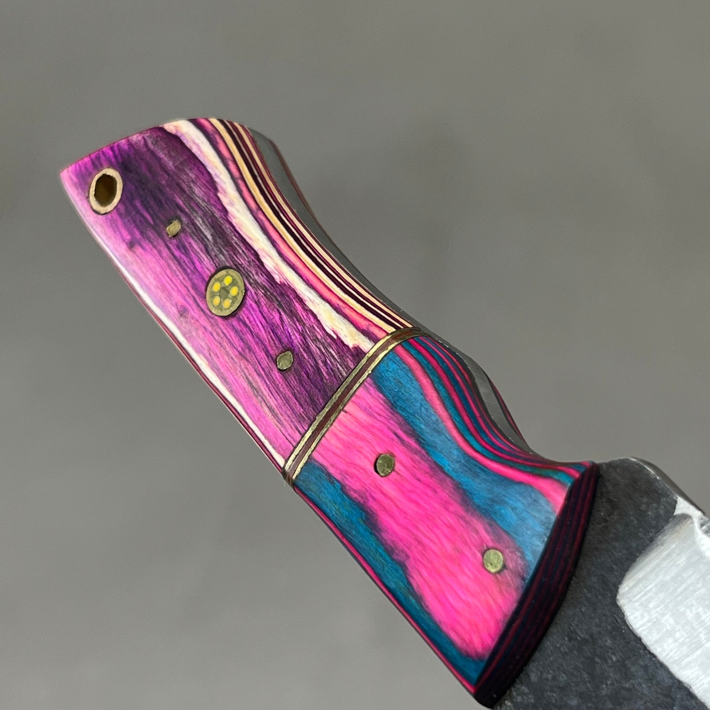 XROSSROADS Handmade Damascus Steel Hunting Knife W/ Leather Sheath 8" Multicolor