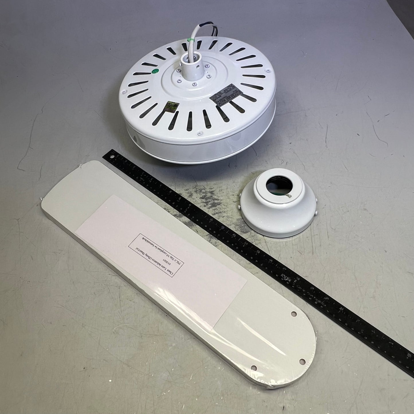 PROGRESS 3-Speed AirPro Ceiling Fan w/ White & Oak Look Blades & LED Dome Light P2501