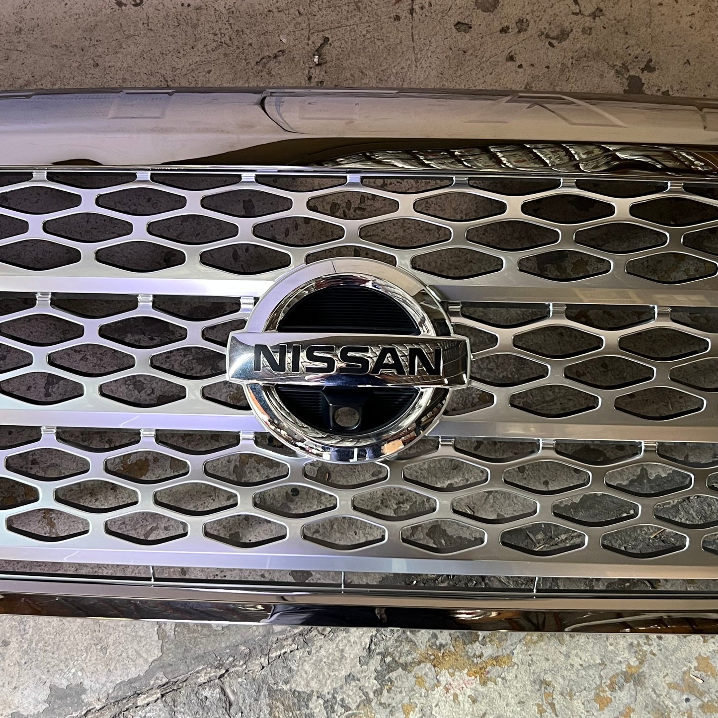 NISSAN 2016-2019 Titan Grille Assembly OEM Front Chrome Grill 62310-EZ90B