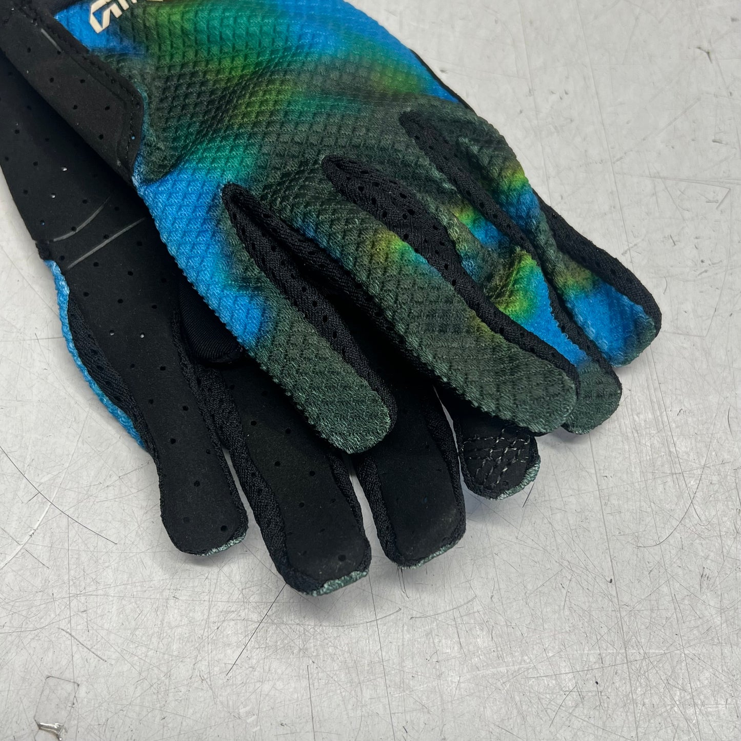 GIRO Trixter Glove Lightweight Instachill Fabric Unisex Sz M Frequency Blue 7200371