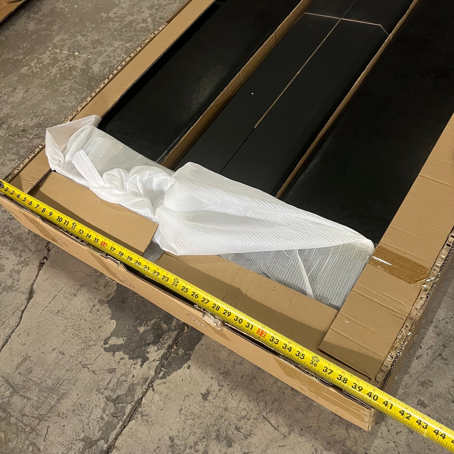 HATHAWAY Park Avenue 7 ft. Pool Table Combo Set With Benches BG2530A/BG2530B