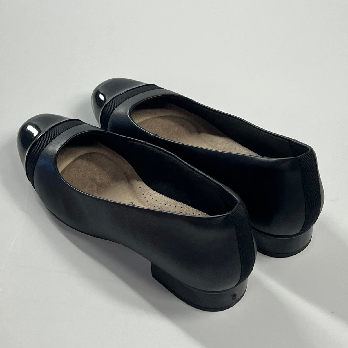 CLARKS COLLECTION Juliet Monte Flats Collection  Women's Sz 9.5 Black 36864