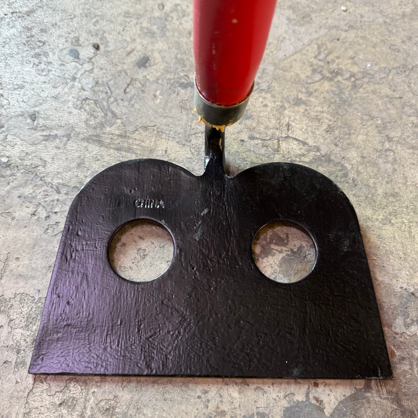 RAZOR-BACK 66" Forged Mortar Mixer 66157