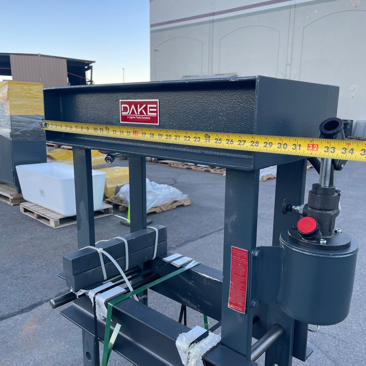 Z@ DAKE 20-Ton H-Frame Hydraulic Press 74.8”x33.5”x25.5” Grey 20 H (AS-IS)