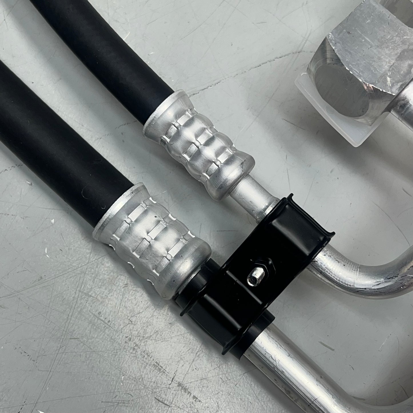 FOUR SEASONS A/C Hose Assembly For Ford & Mercury Vehicles 66102