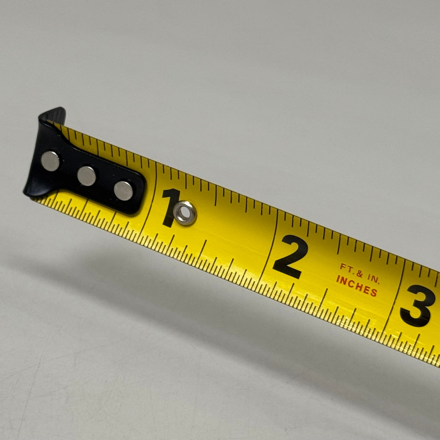 CRESCENT Lufkin 3/4” x 16’ QuickRead Power Return Tape Measure PQR1316N