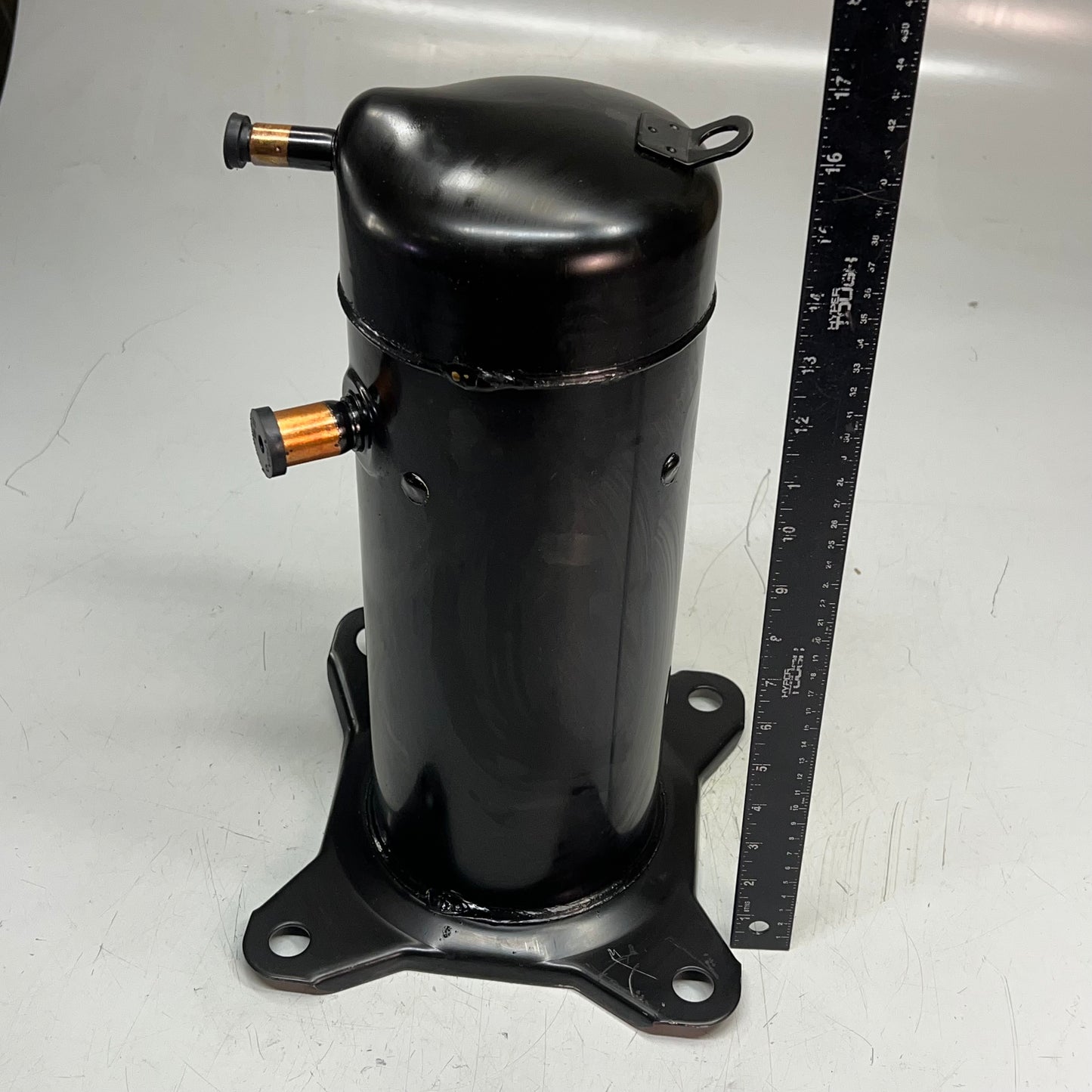 TRANE 2.5 Ton Compressor For Use W/ R410A Refrigerant 230 V COM11967 (As-is)