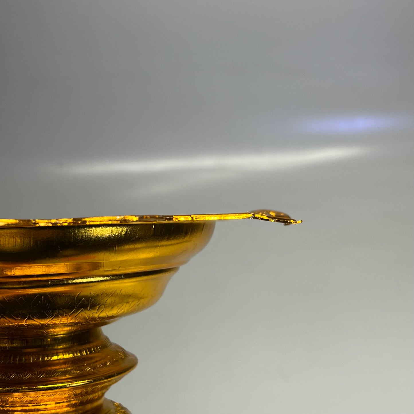 BEE BRAND Handmade Aluminum Ware Thai Design Offering Tray 7" Gold (As-is)