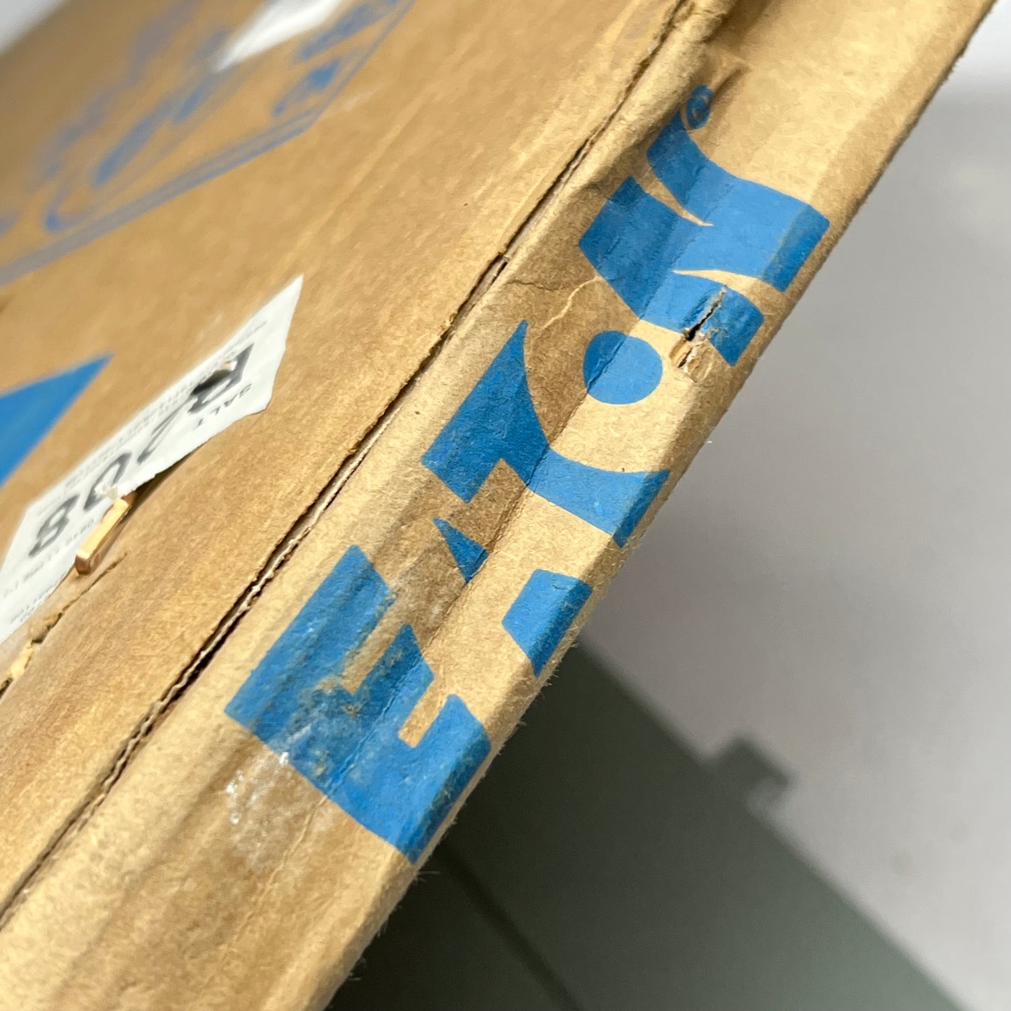 EATON Pow-R-Xpress Ez Rim Nema 1 Trim W/ Key 36"x1.5"x20" Grey EZ 2036