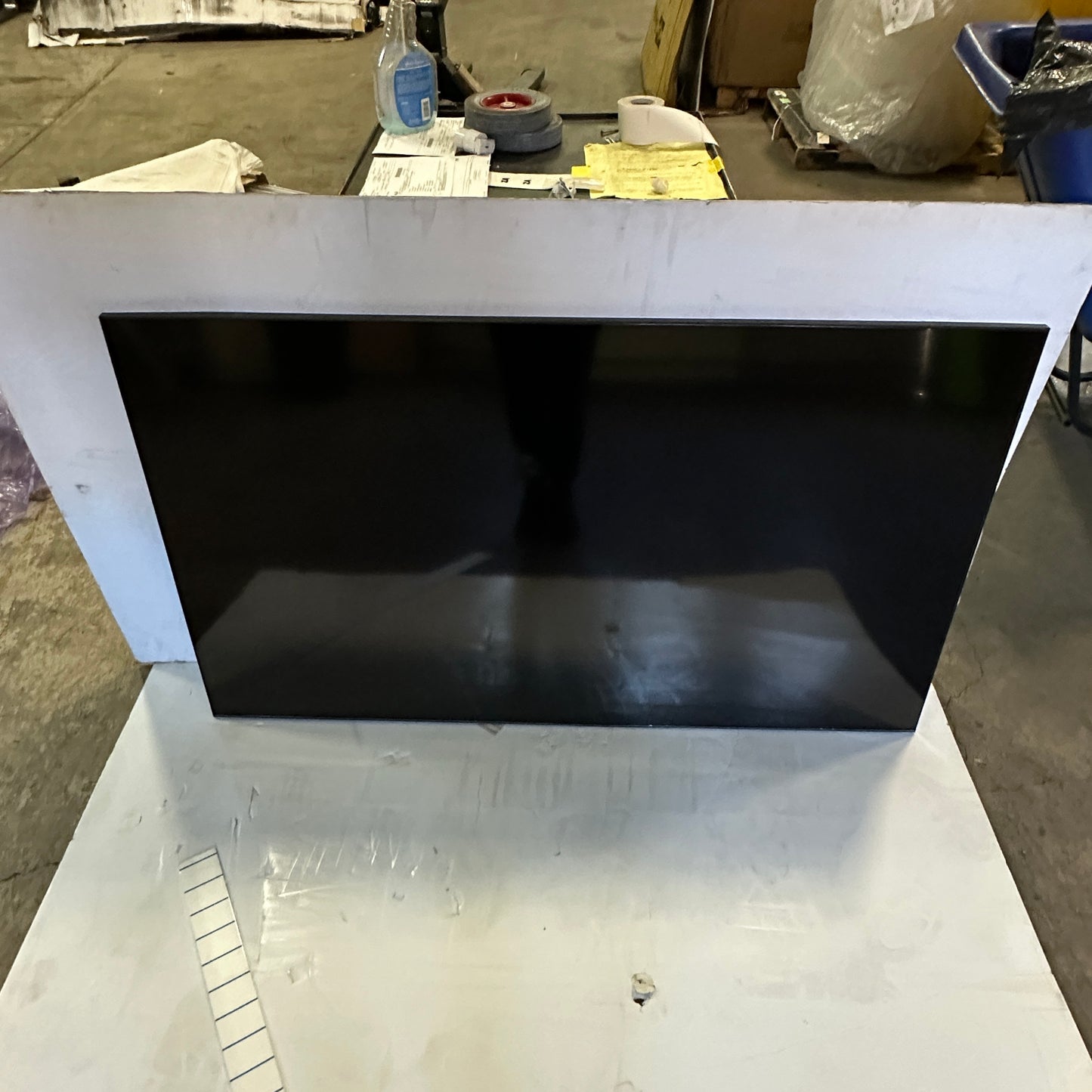 SAMSUNG 70"x36" LCD Panel SDP Business Display