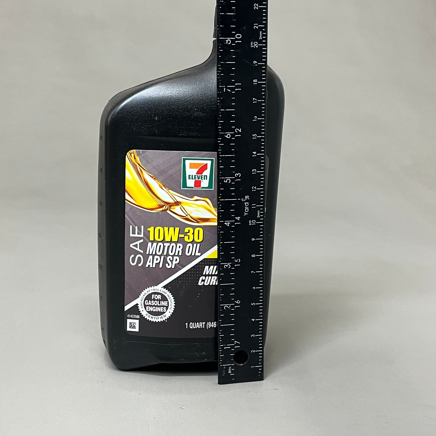 ZA@ 7 ELEVEN (6 PACK, 1 QUART EACH) SAE 10W-40 Motor Oil API SP High Performance As-is