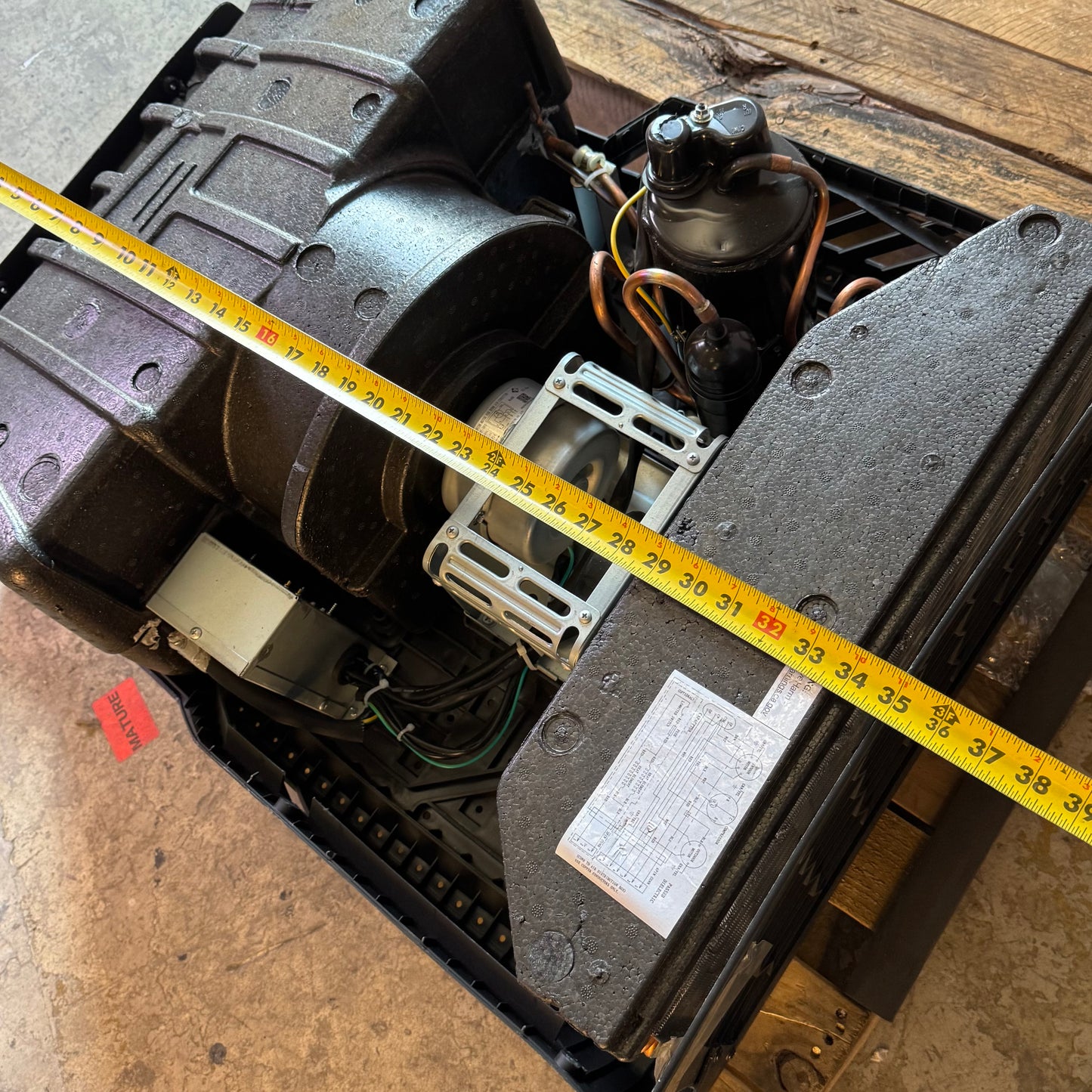 ZA@ FURRION Chill HE Replacement RV Air Conditioner for Coleman Setup - 15000BTU (New Other, Cosmetic Damaged)