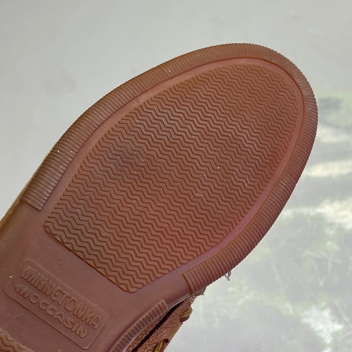 MINNETONKA Genuine Moosehide Classic Men's Sz 11 Natural / Brown (Pre-Owned )