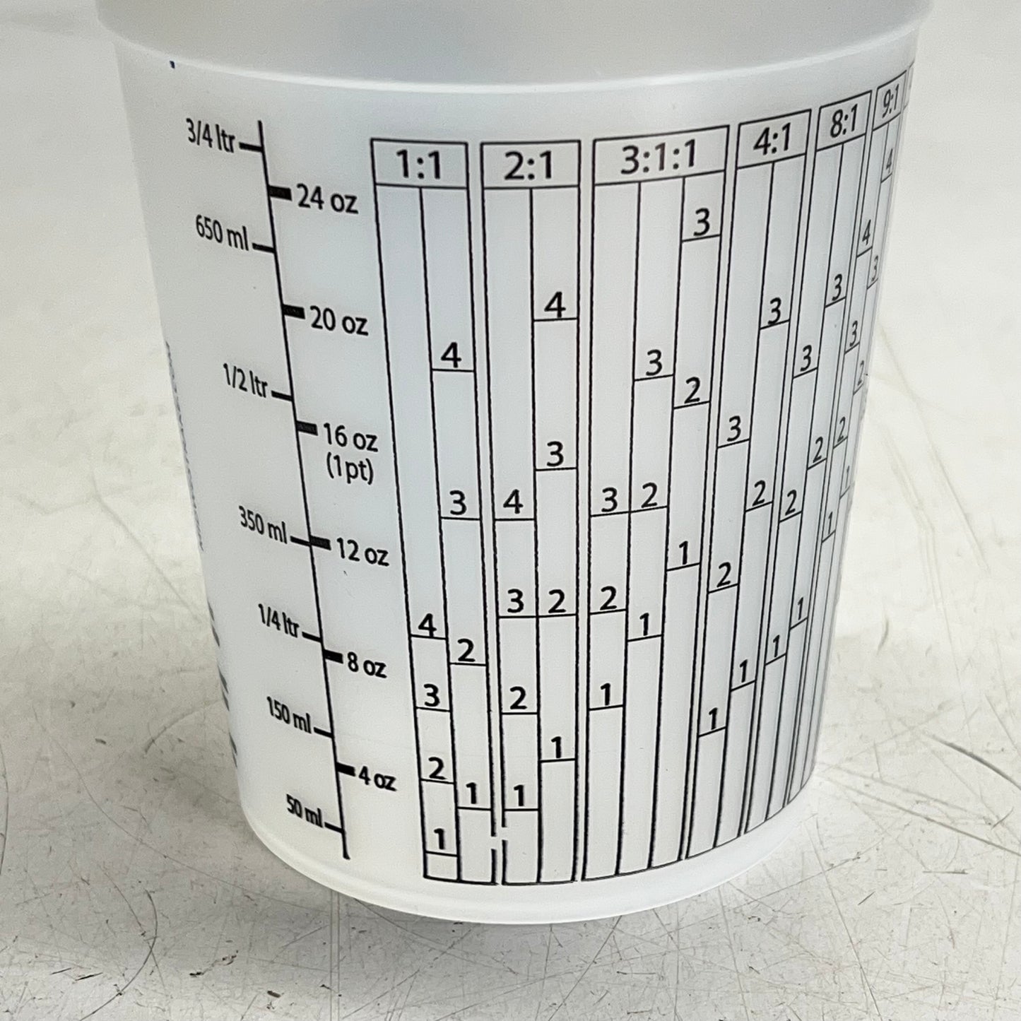 ZA@ MIDWEST RAKE  (10 PACK) Mix & Measure Container 1 Quart Clear 46221