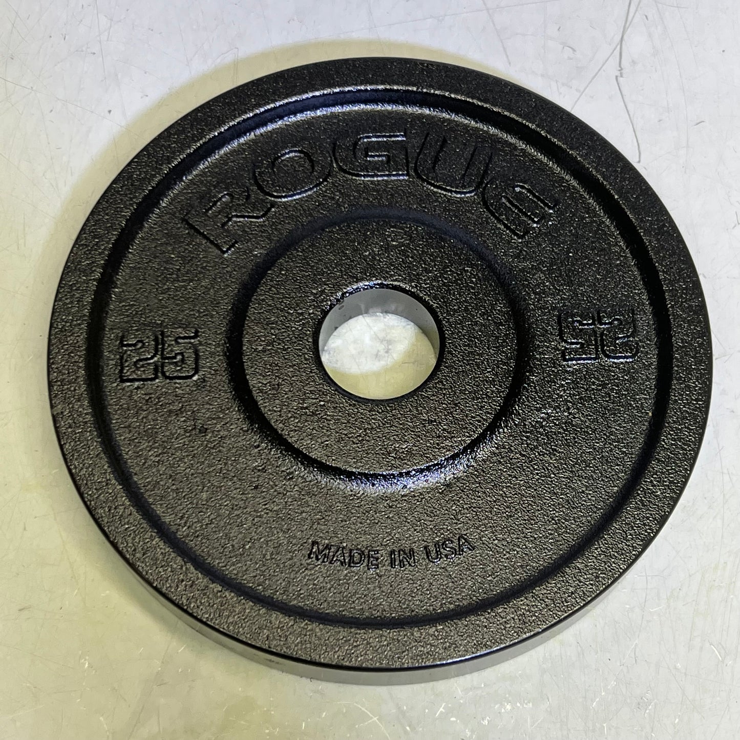 ROGUE 25LB Deep Dish Plate USC0003-25 Distressed Packaging