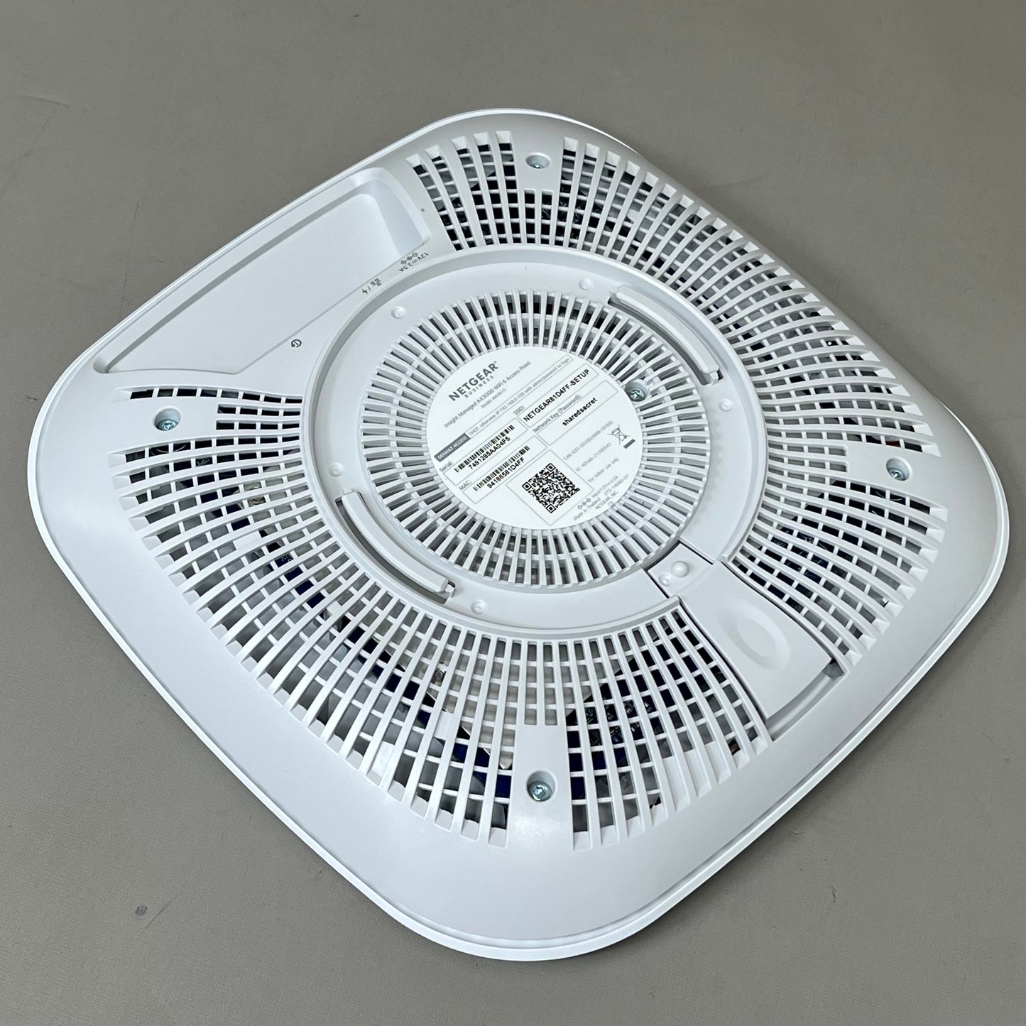 NETGEAR Dual Band PoE Multi-Gig Insight Managed WiFi 6Access Point WAX615-100CNS