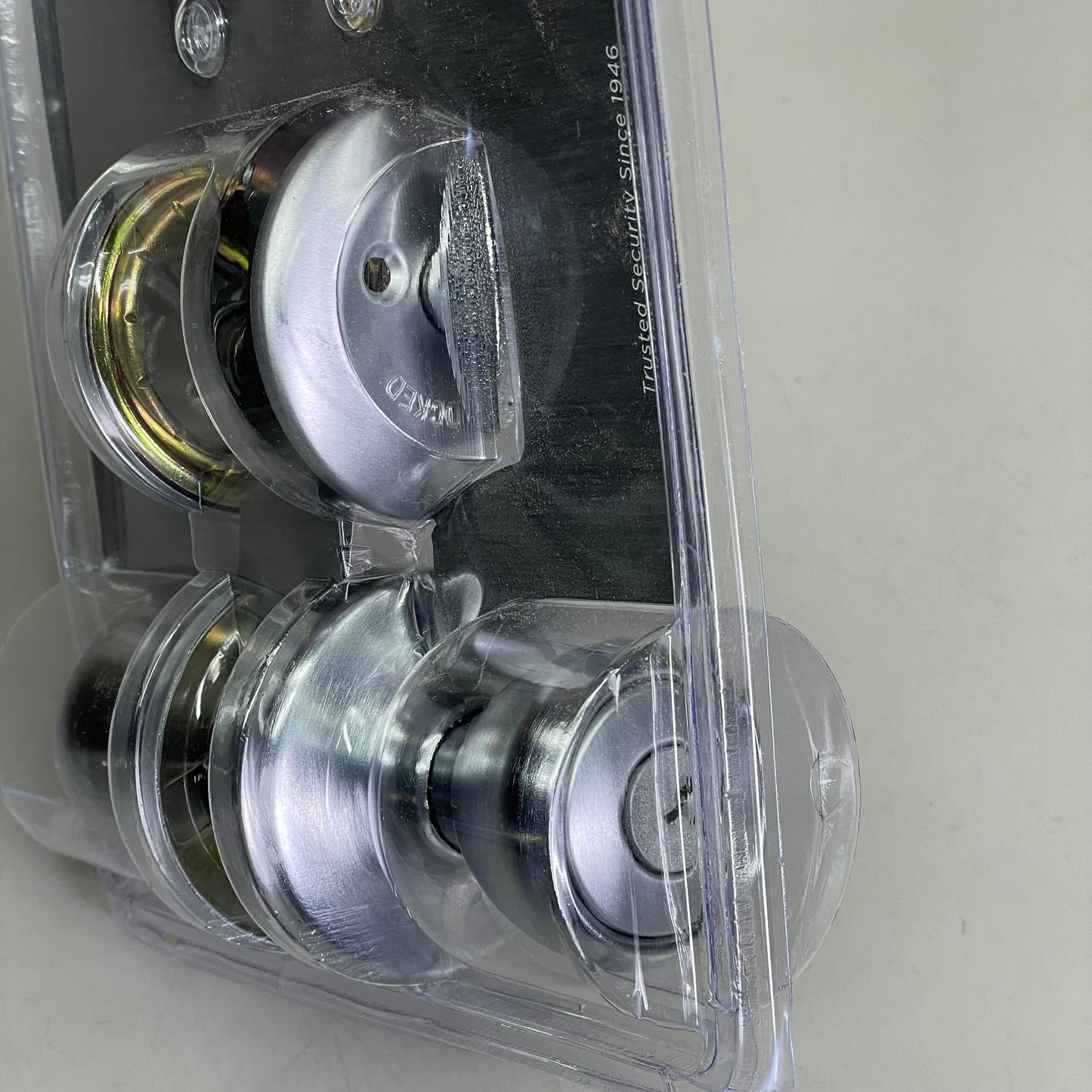 KWIKSET Keyed Entry & Single Cylinder Deadbolt Satin Chrome Finish 96900-418