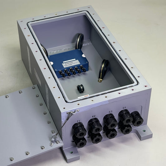 G&H BOSTON Analog Signal Multiplexer in Protective Container 90-00000-00-70270 Rev. 14