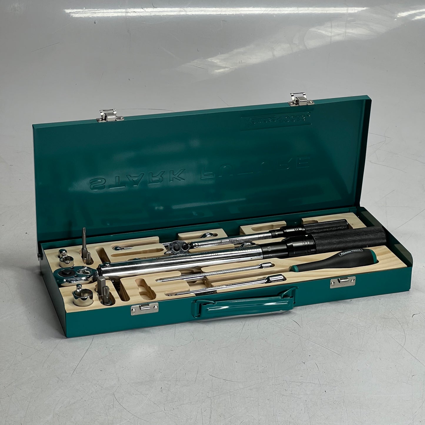KAMASA TOOLS (19 Pcs) Stark Future Socket Set, K3410