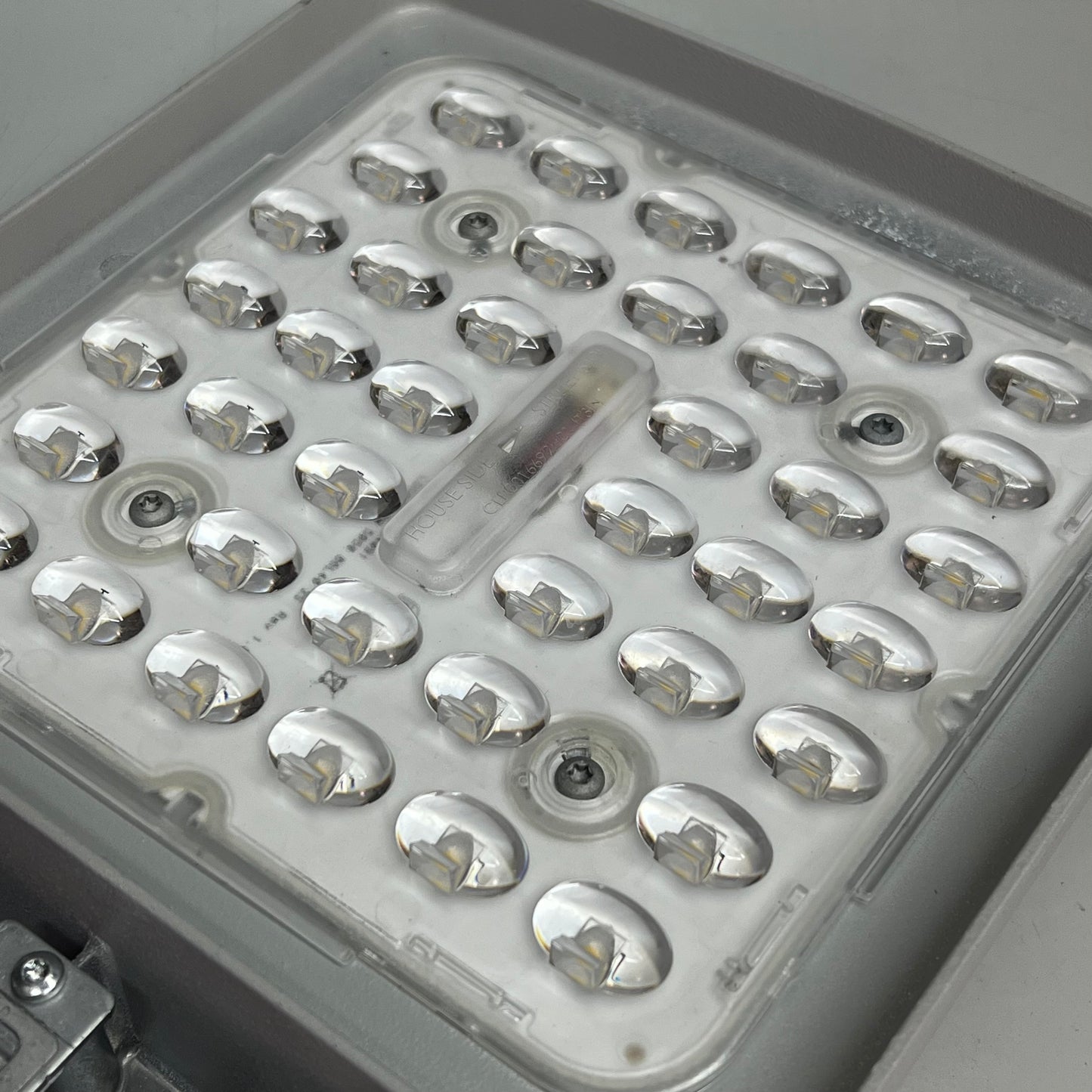 COOPER LIGHTING Archeon Contemporary Series Street Light 160 24000 L 4000 K