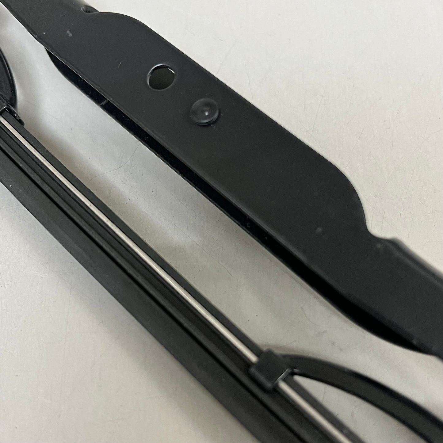 MANITOU GROUP PARTS Wiper Blade GEHL 16" 50380577