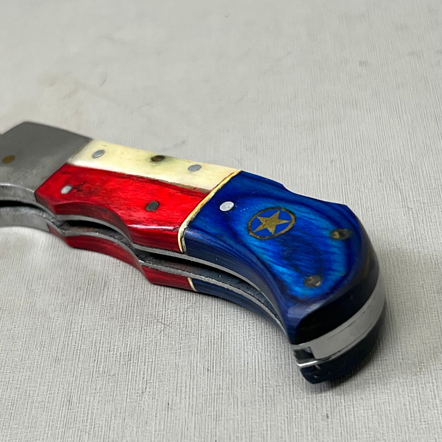 XROSSROADS Damascus Folding Pocket Knife(Locking) W/Sheath 6.5" Red/White/Blue
