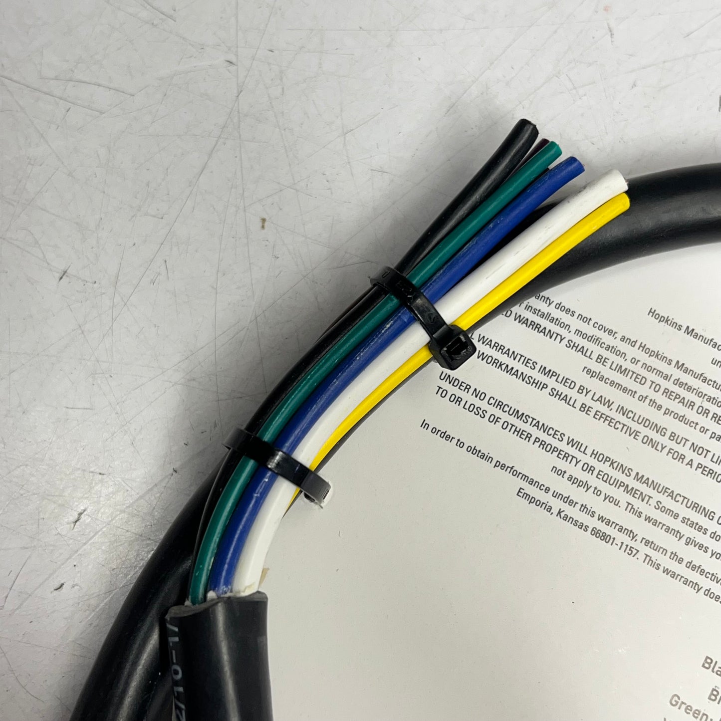 HOPKINS  7 Blade Heavy Duty Pre-wired Jacketed Cable Durable Connector  3' 20022