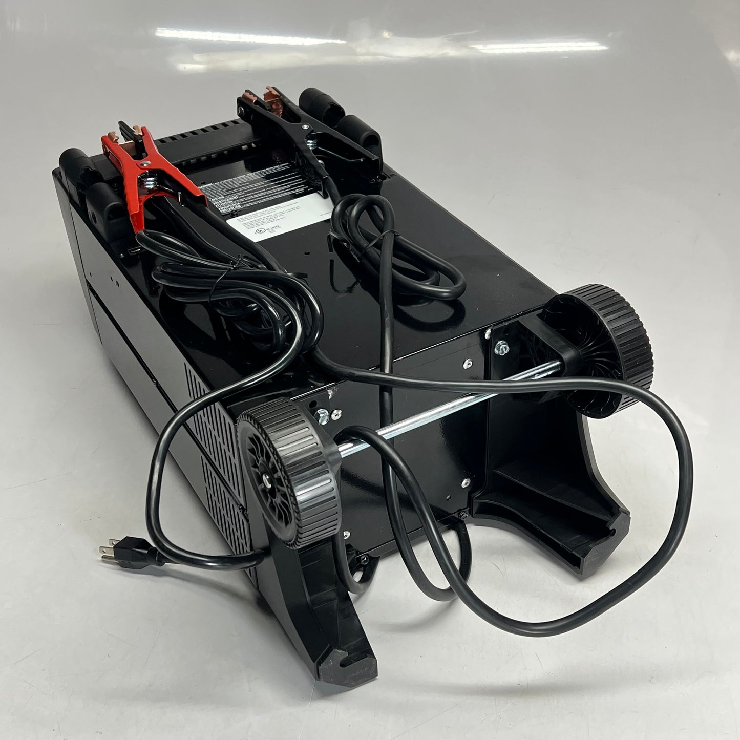 SCHUMBACHER Heavy Duty Wheeled Battery Charger 12/24 Volt 6-2/40/250 Amp SC1352