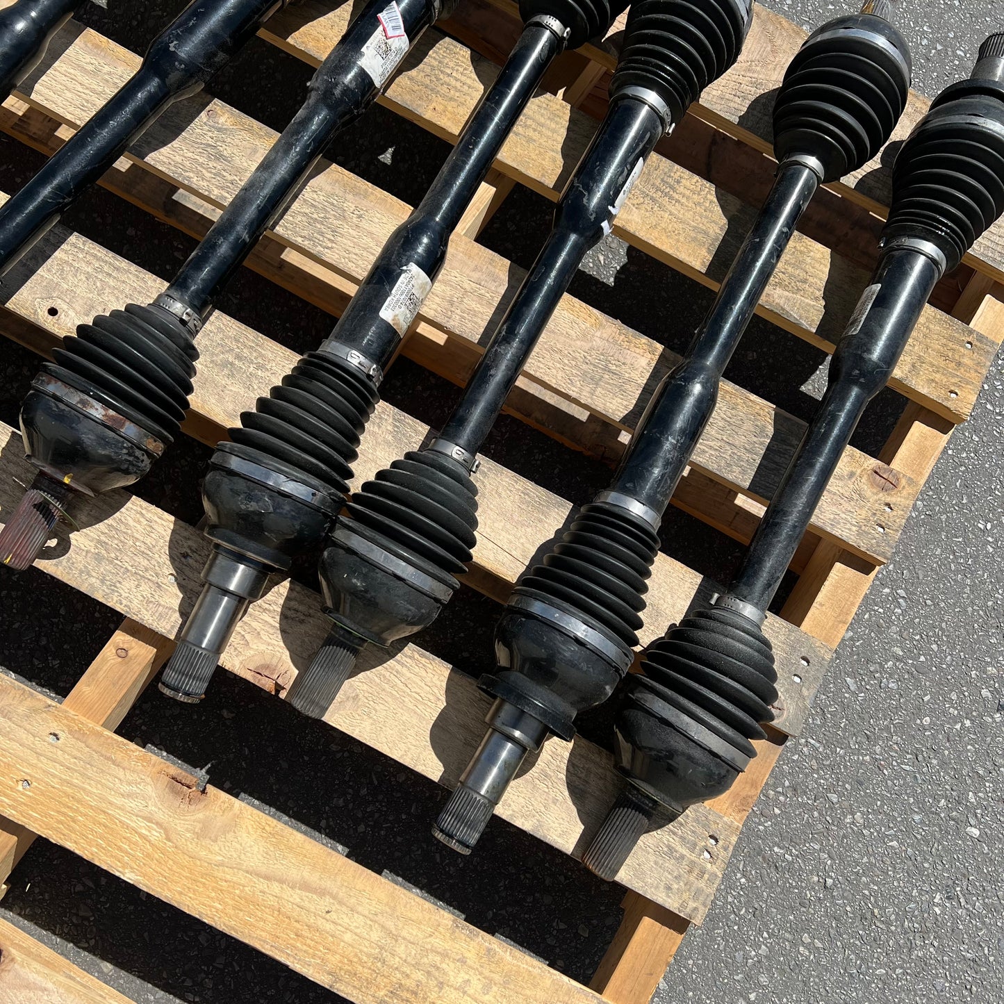 ZA@ Pallet of RIVIAN Assorted Drive Shafts W/ Different Conditions  (AS-IS)