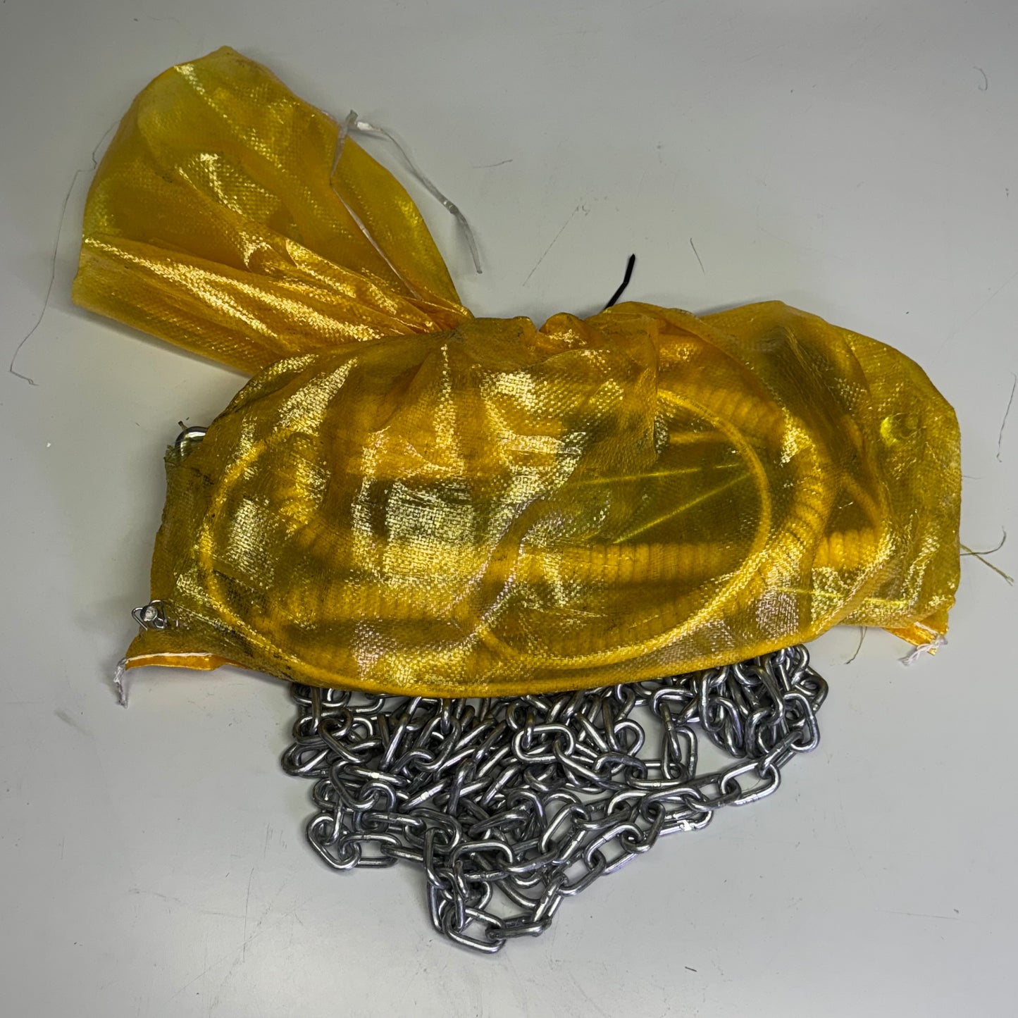 VESTIL Three Phase Asynchronous Motor For Loading Docks 6.5HP Capacity 6000 Lbs 208/230V 32"L x 13"W x 28"H Black & White N184T-4A