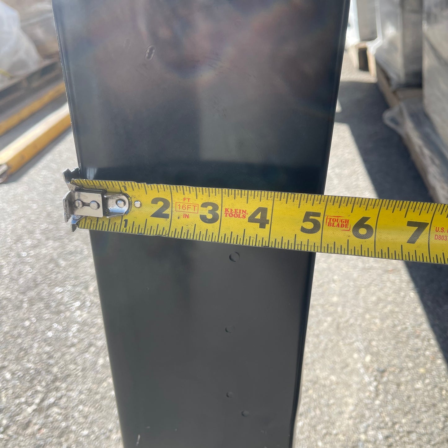 ZA@ Pallet of CLASSIC INDUSTRIES Truck Bed Floor Assembly for Ford F-series & Bronco 1973-79 TR11215A (AS-IS)