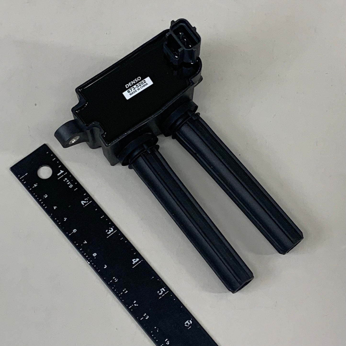 DENSO Direct Ignition Coil For Echlin, Chrysler, Delphi 673-5202