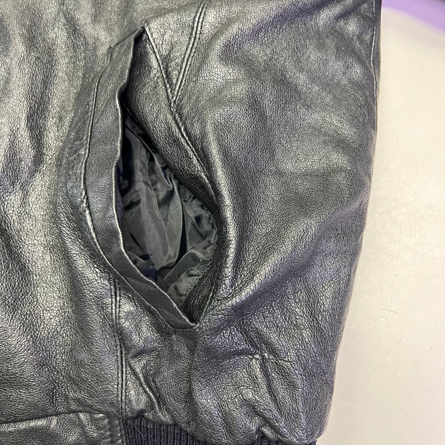 NEW ORDEDR Authentic Leather Jacket Full Zip Men's Sz L Black (Pre-Owned)