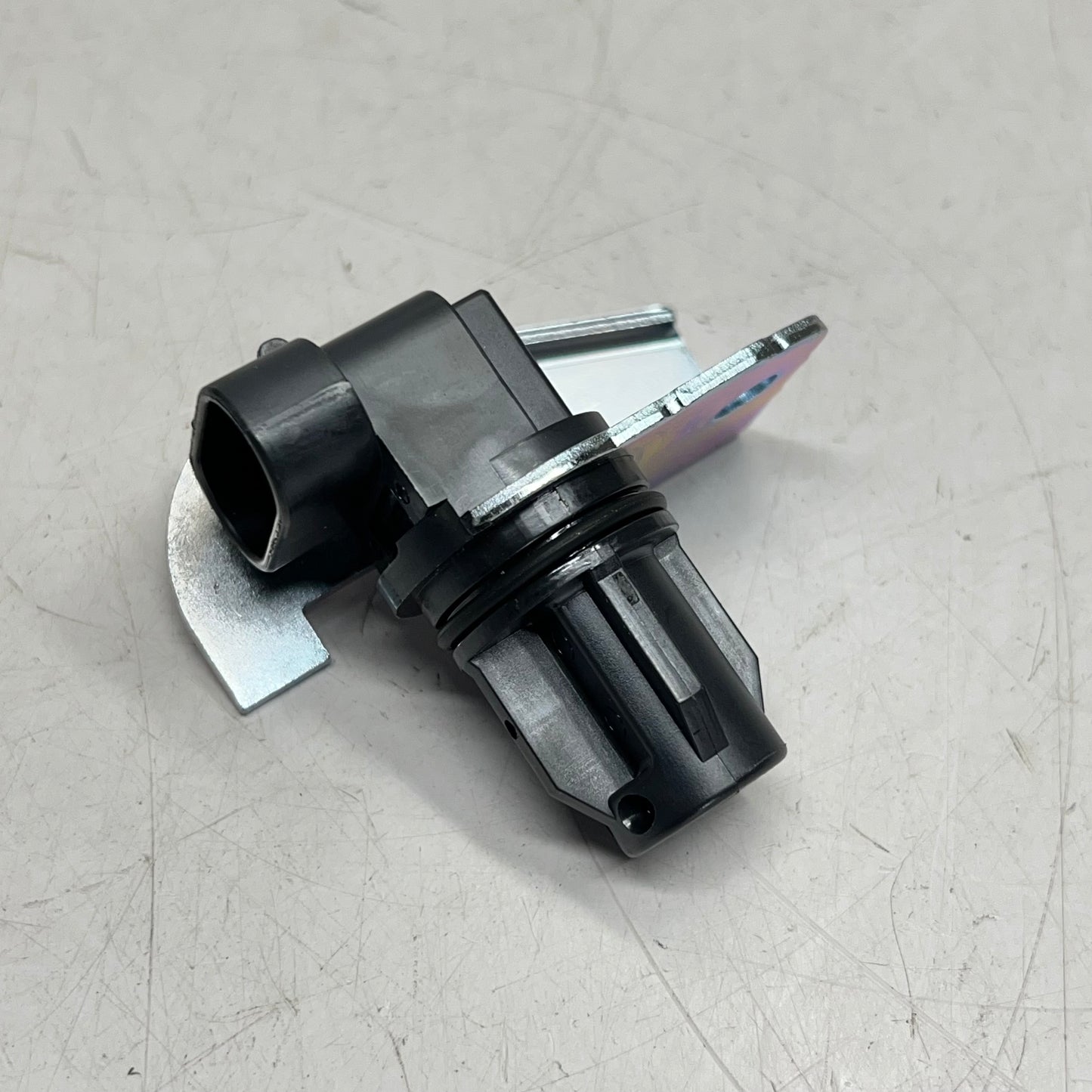 GM Genuine Parts Engine Camshaft Position Sensor Female Connector  12575483