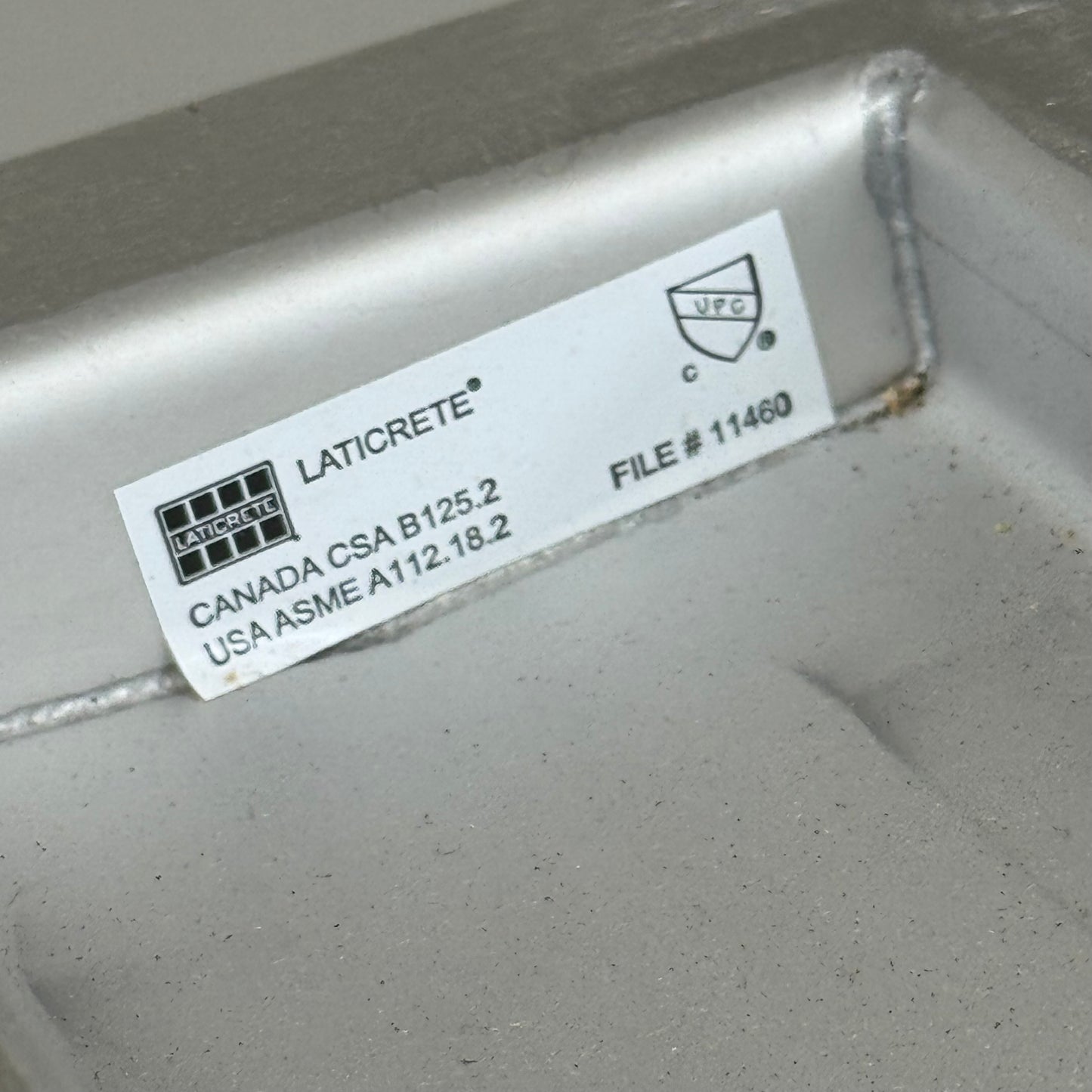 LATICRETE Stainless Steel Hydro Ban Linear T Trough Drain 32"